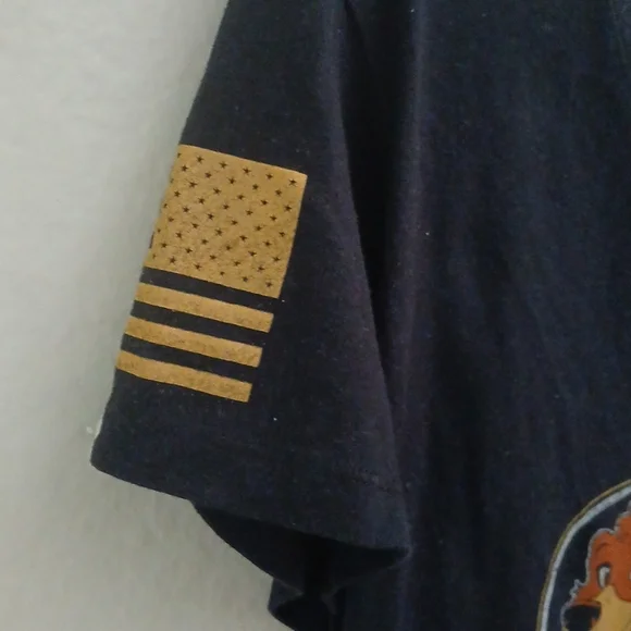 Black Short Sleeve Tee with V-Neck and Graphic Design - Picture 3 of 4